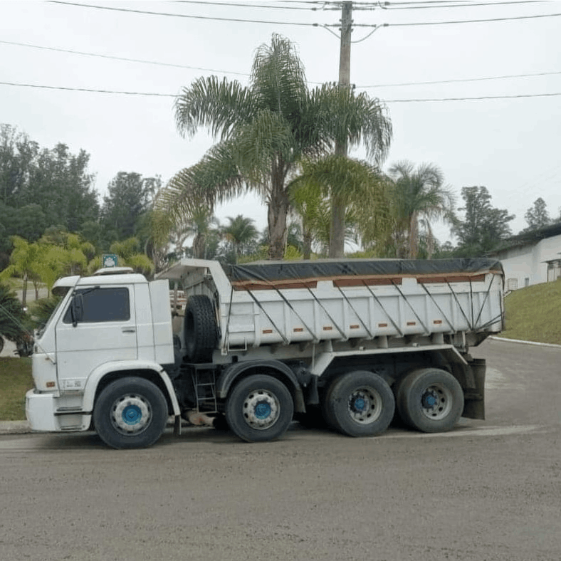 galeria de fotos da empresa construmax locacao e transporte em terraplenagem em Sorocaba