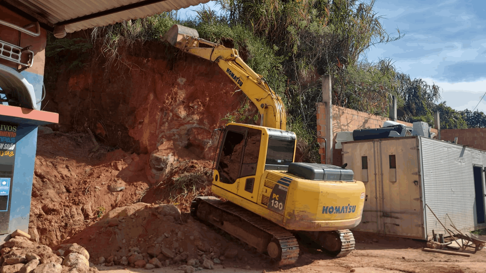 galeria de fotos da empresa construmax locacao e transporte em terraplenagem em Sorocaba