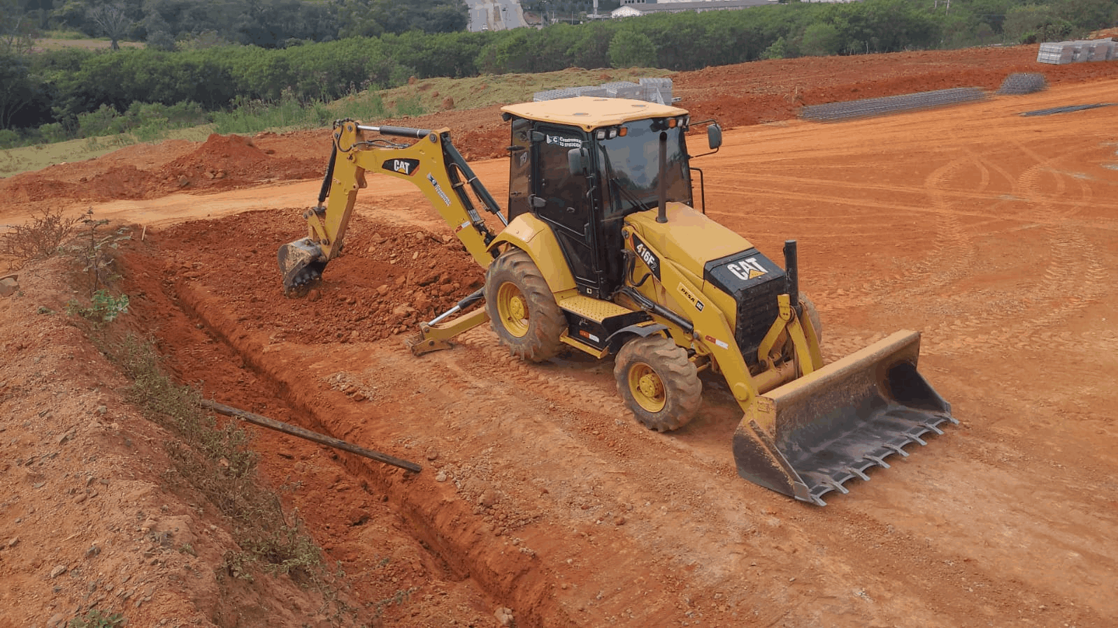 galeria de fotos da empresa construmax locacao e transporte em terraplenagem em Sorocaba