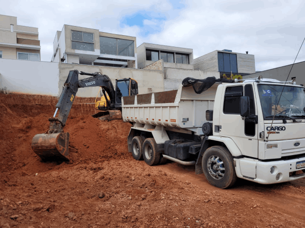 galeria de fotos da empresa construmax locacao e transporte em terraplenagem em Sorocaba